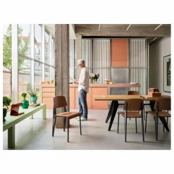 Vitra Tables, Bureaux*Table EM - piètement noir - Jean Prouvé |