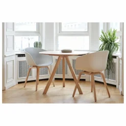 Hay Table ronde laquée CPH20, pietement en || Tables, Bureaux