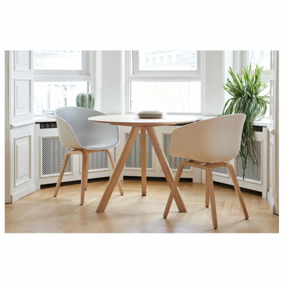 Hay Table ronde laquée CPH20, pietement en || Tables, Bureaux