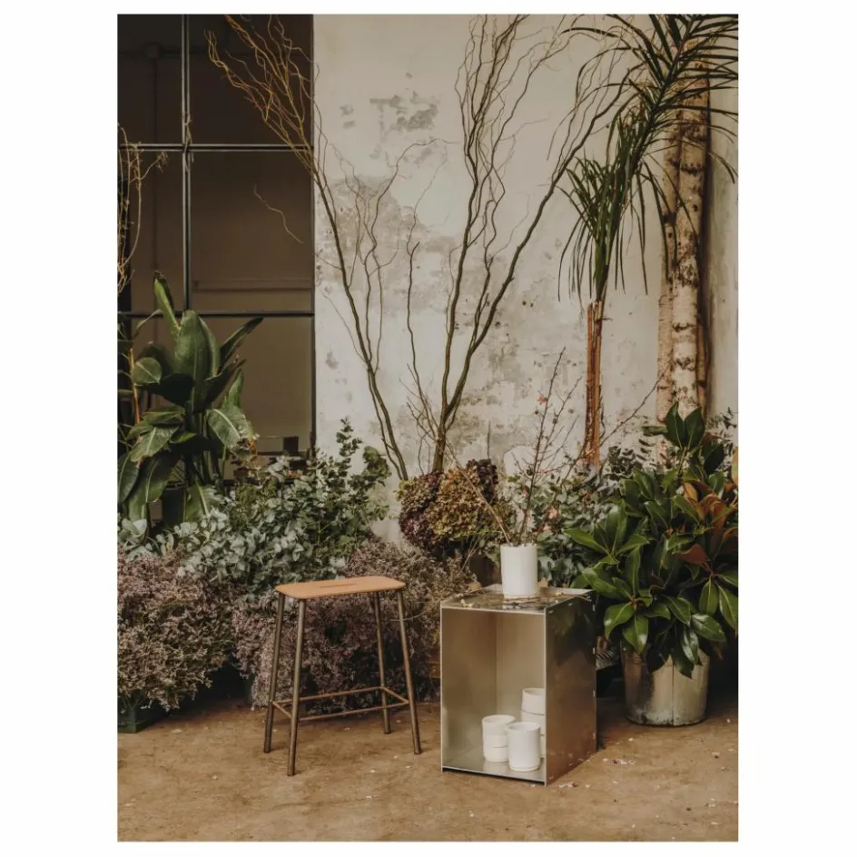 Frama Chaises, Tabourets, Bancs*Tabouret Adam, assise en cuir |