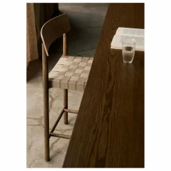 Online Tabouret de bar sangles naturelles 65 cm Betty TK12 en chêne huilé fumé | Chaises, Tabourets, Bancs