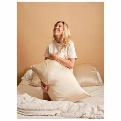 Femme Emily's Pillow Linge De Lit|Soins Des Cheveux*Taie d'oreiller en soie de mûrier |