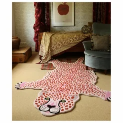 New Doing Goods Tapis léopard en laine | Rose