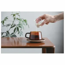 Kinto Art De La Table*Tasse et soucoupe Sepia en teck |