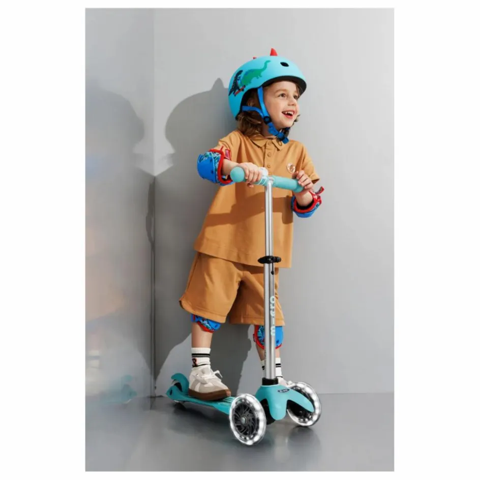 Discount Trottinette Mini Deluxe Glow LED | Skates, Trottinettes