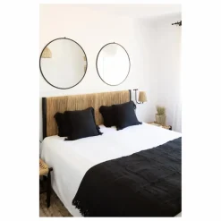 Cosydar Lits, Tables De Chevet*Tête de lit en bois brut et palme |
