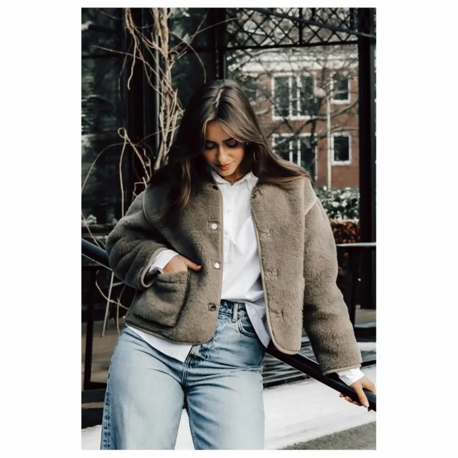 Hot Veste Cloudy Lux - Collection Adulte | Femme Vestes, Blousons