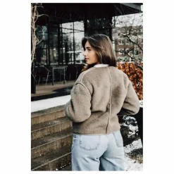 Hot Veste Cloudy Lux - Collection Adulte | Femme Vestes, Blousons