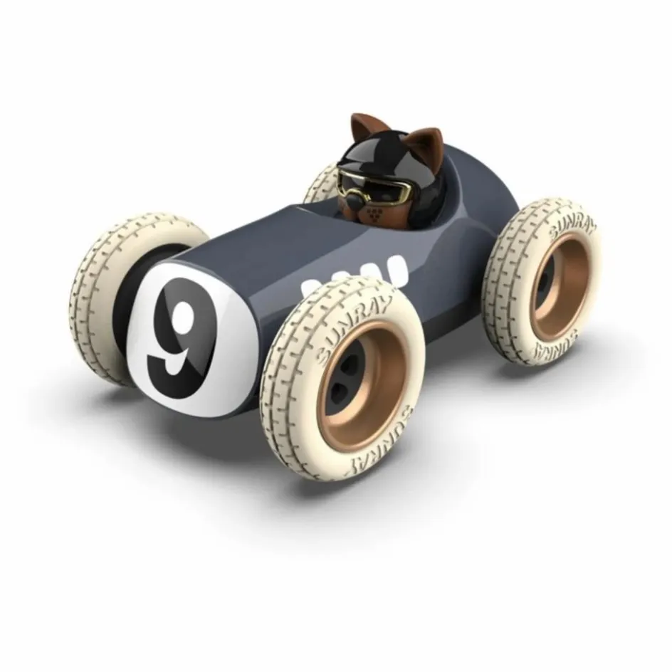 Playforever Garages, Circuits*Voiture Egg Karlos |