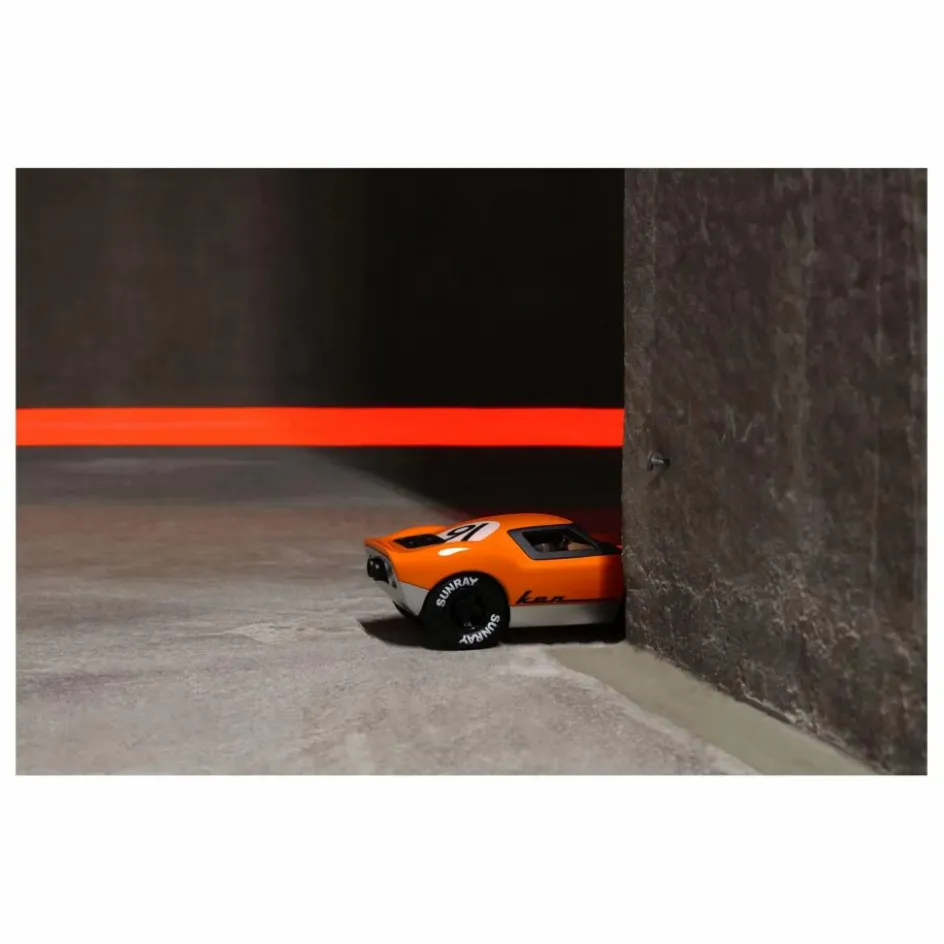 Playforever Garages, Circuits*Voiture Ken Gibson |